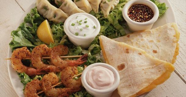 Shrimp and pita meal with spices